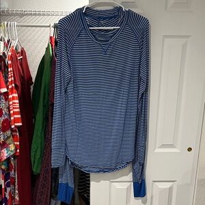Striped Blue and White Long Sleeve gap body lounge set wear size M